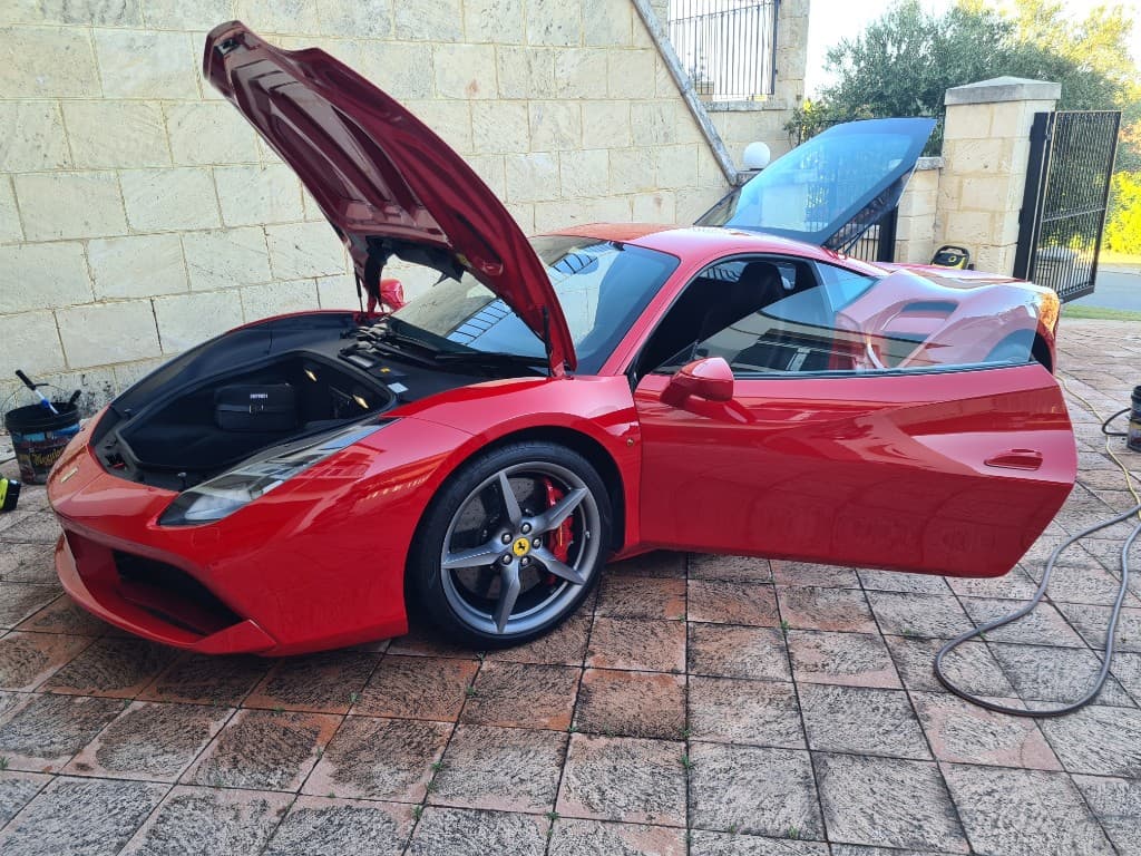 Professional mobile car detailing in Perth
